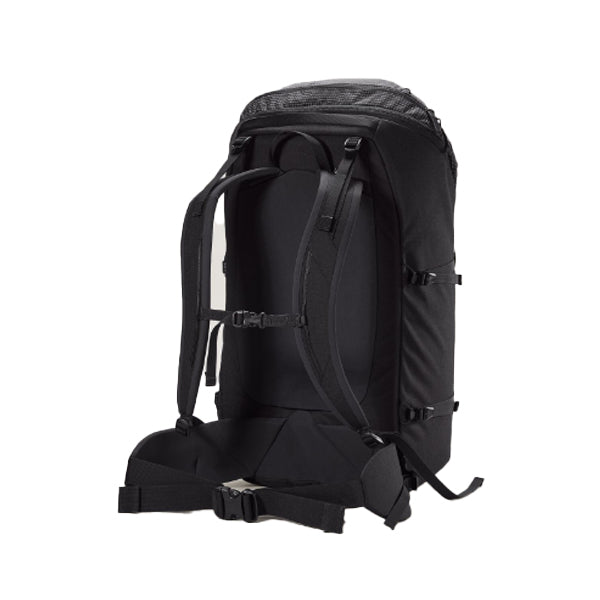 arcteryx-konseal-40l-backpack-black-front_600x.jpg