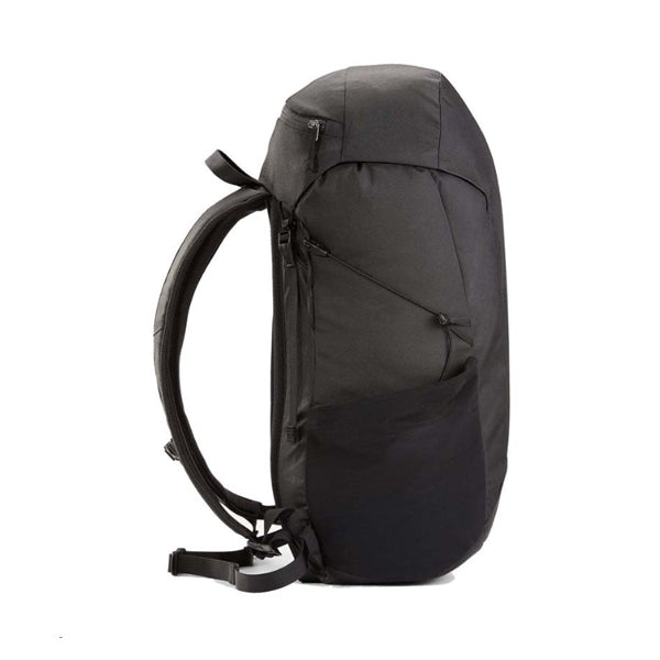arcteryx-mantis-30l-backpack-black-side_600x.jpg