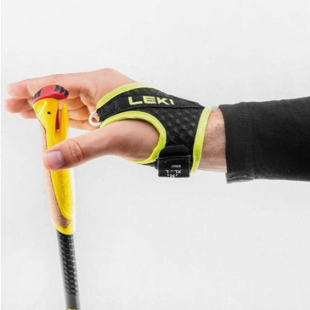 leki-evotrail-FX-One-TA-trekking-poles-hand_600x.jpg