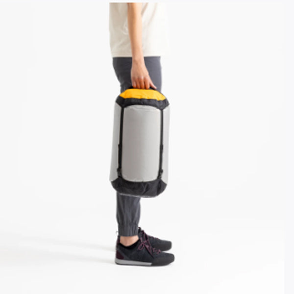 sea-to-summit-lightwieght-compression-bag-20l-high-rise_600x.jpg